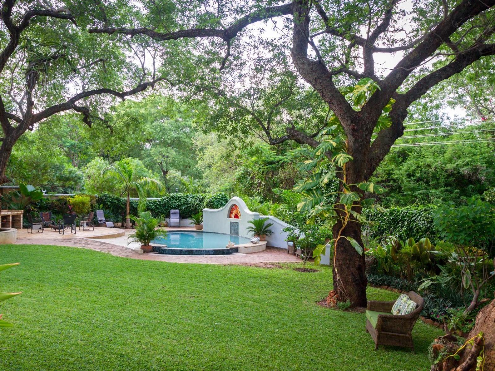 The Courtney Lodge Victoria Falls Eksteriør billede